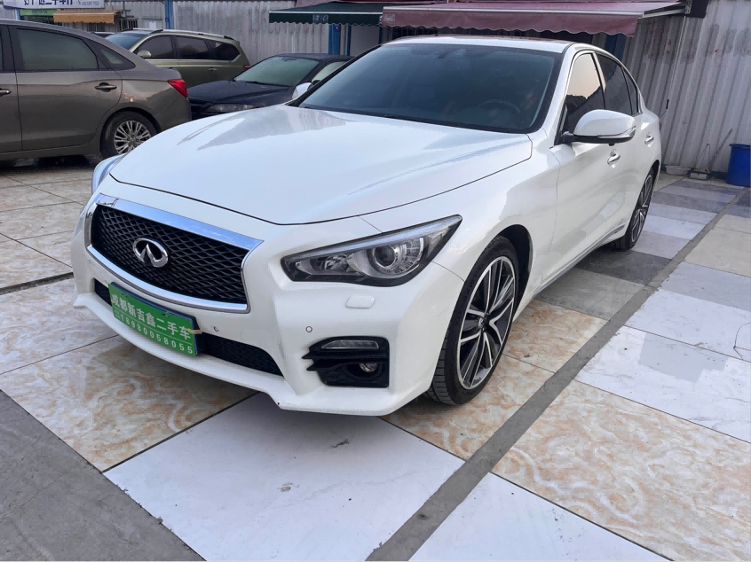 2015ӢQ50L
